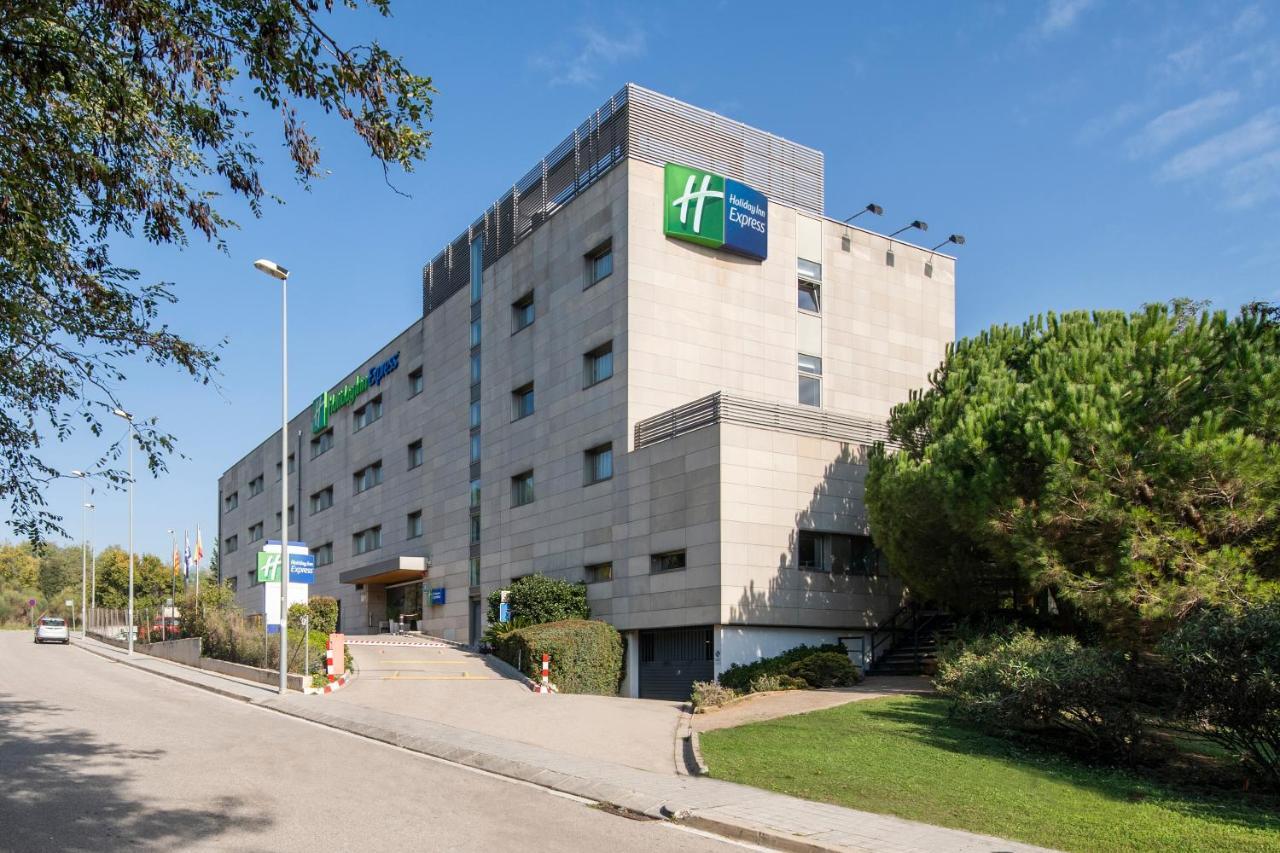 גראנולרס Holiday Inn Express Barcelona - Montmelo, An Ihg Hotel מראה חיצוני תמונה